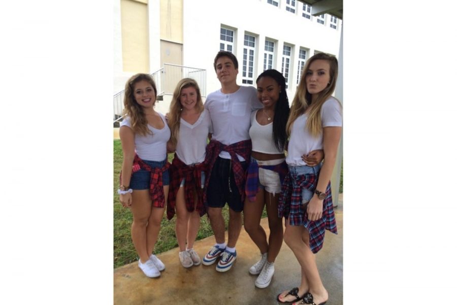 Spirit Week 2014: Twin Day