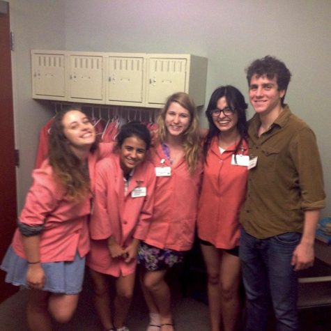 (From left) visual senior Emma Ely, communications senior Isabela Quintero, digitial media senior Meredith Padgett, visual senior Helen Morales and theatre senior Cristofer Carianna volunteer at the nursing home together. Helen has been fortunate enough to have a stable friend group to help her throughout this year.
