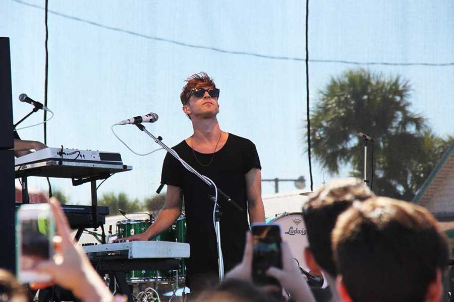 Wild Cub onstage at the Cruzan Amphitheater during Coral Skies. 