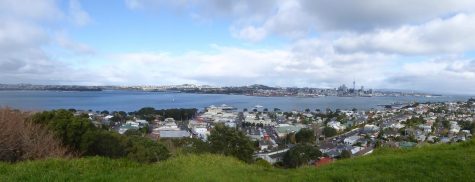 The view of Auckland from the town of Davenport.