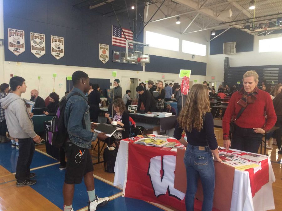 Digital media and visual majors converse with college representatives and receive critiques on their artwork at Portfolio Review Day on Jan. 20. 