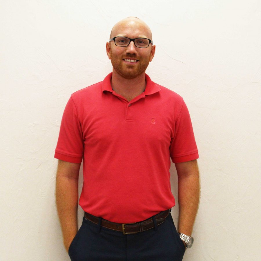 Former Royal Palm Beach High School golf coach and new math teacher Matthew Vaughan will head the girls golf team this year.  I have a love for sports, a love to help kids and especially for golf, Mr. Vaughan said. I love to be on the course.