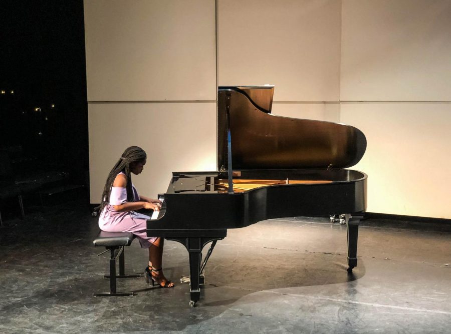 Piano sophomore Erica Samuel plays “Sonata K. 280 in F Major, Allegro assai,” by Mozart. “I wanted to play something classical, I have already played something romantic,” Samuel said.  “I wanted to play something different [this time].” 