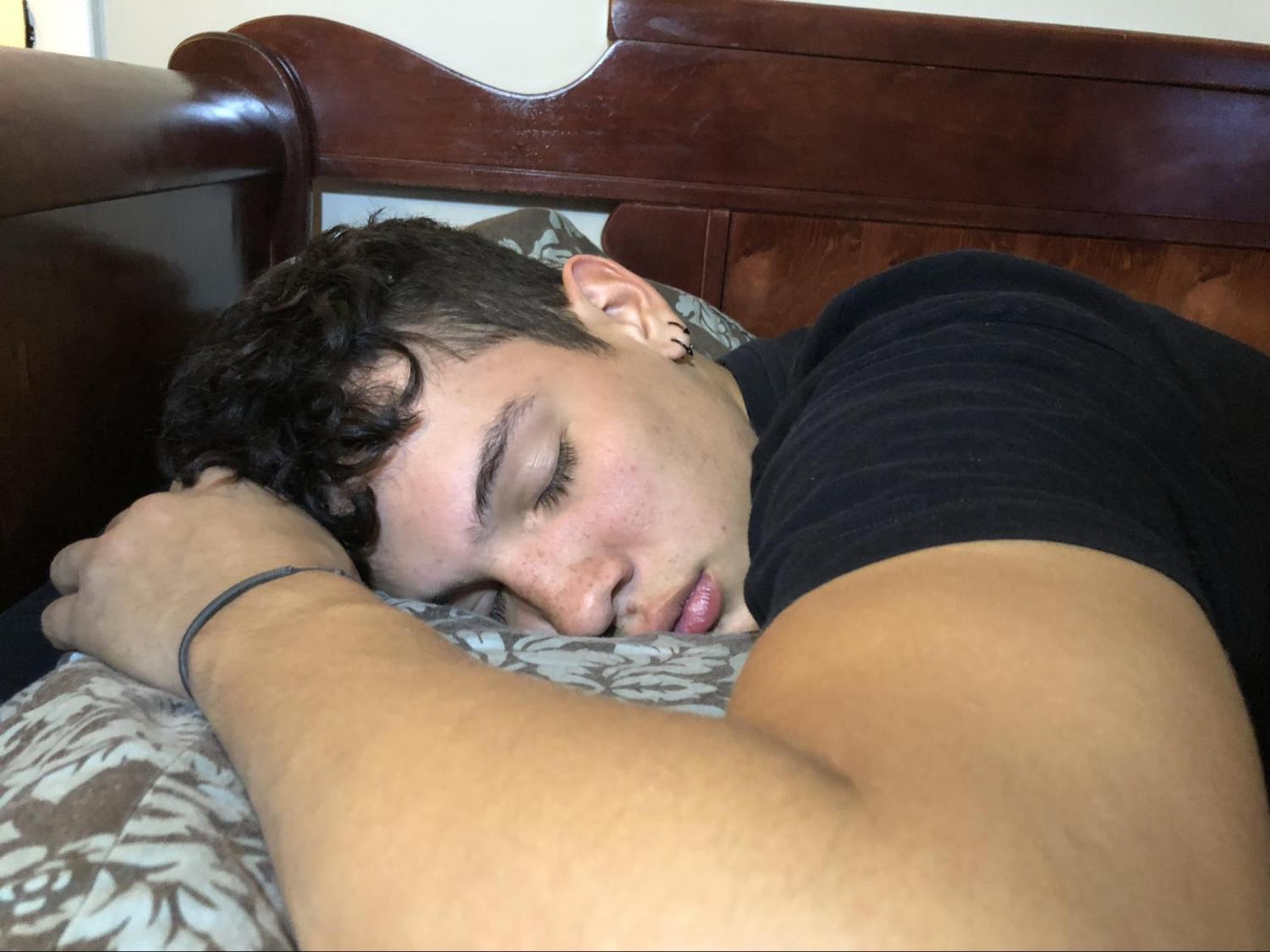 A survey conducted by the Journal of Adolescent Health found that two-thirds of students in high school are getting less than seven hours per night, and only about 10% are getting the nine hours required by most teens to function best during the day.