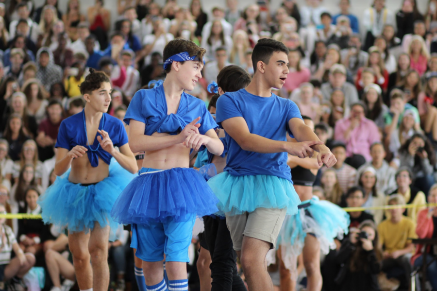 Theatre freshman Oliver Anthony follows the choreography to “Sexy Back” by Justin Timberlake and “Fergalicious” by Fergie along with his fellow classmates. The freshmen ended up taking second place in the Powderpuff competition.